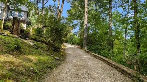 214 South Old Walhalla Road Highlands NC 28741