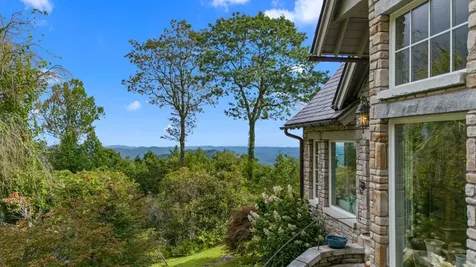 214 South Old Walhalla Road Highlands NC 28741