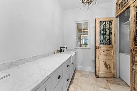 214 South Old Walhalla Road Highlands NC 28741