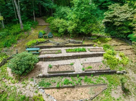 36 Devils Courthouse View Cashiers NC 28717