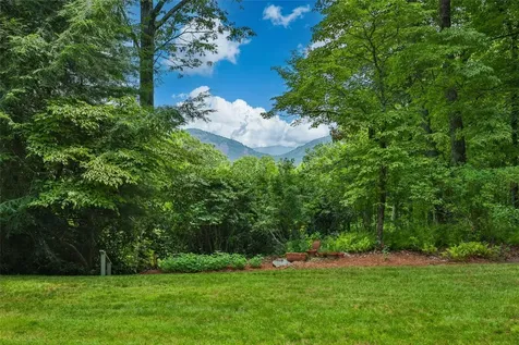 36 Devils Courthouse View Cashiers NC 28717