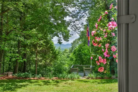36 Devils Courthouse View Cashiers NC 28717
