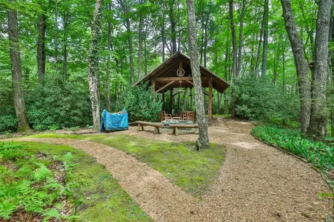 36 Devils Courthouse View Cashiers NC 28717