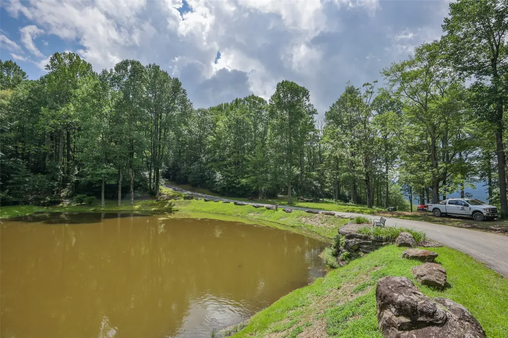 3 Whitewater Ridge Road Sapphire NC 28774