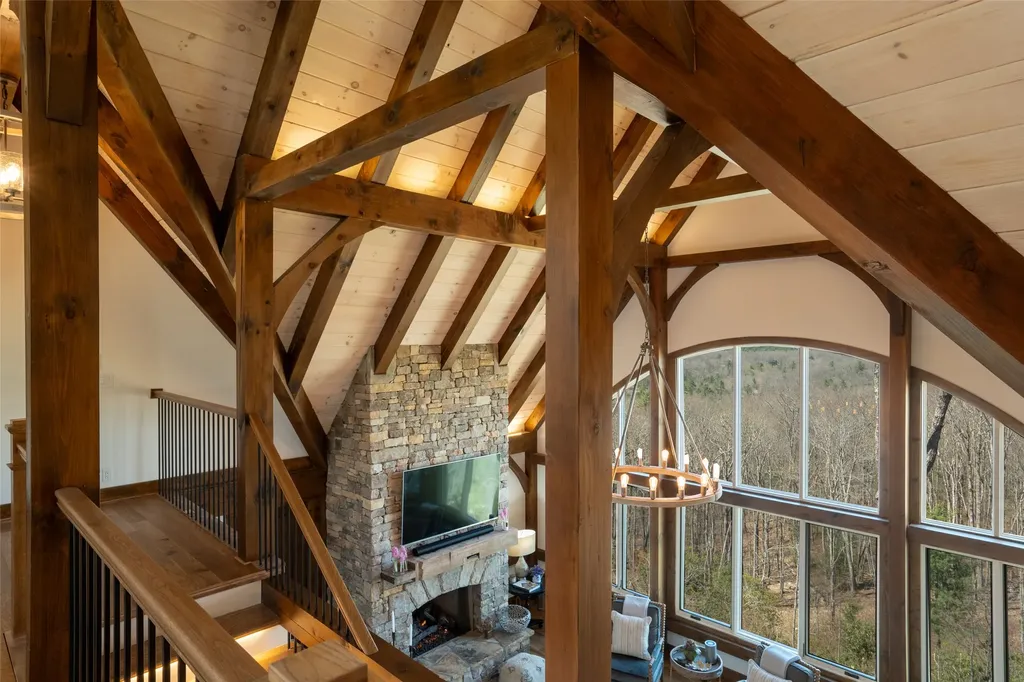 281 High Cliffs Road Cashiers NC 28717