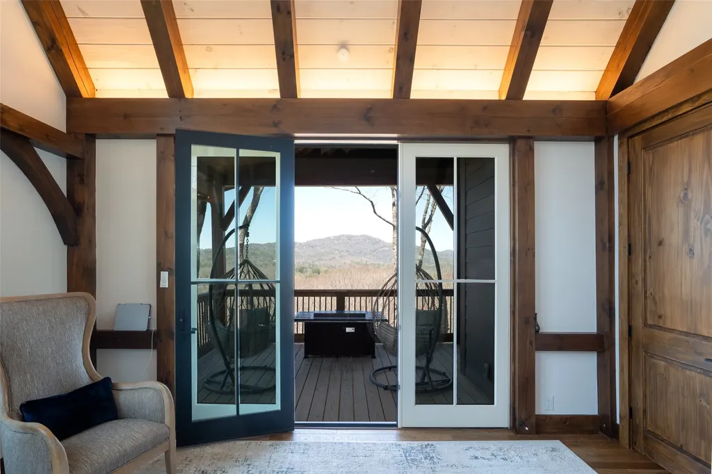 281 High Cliffs Road Cashiers NC 28717