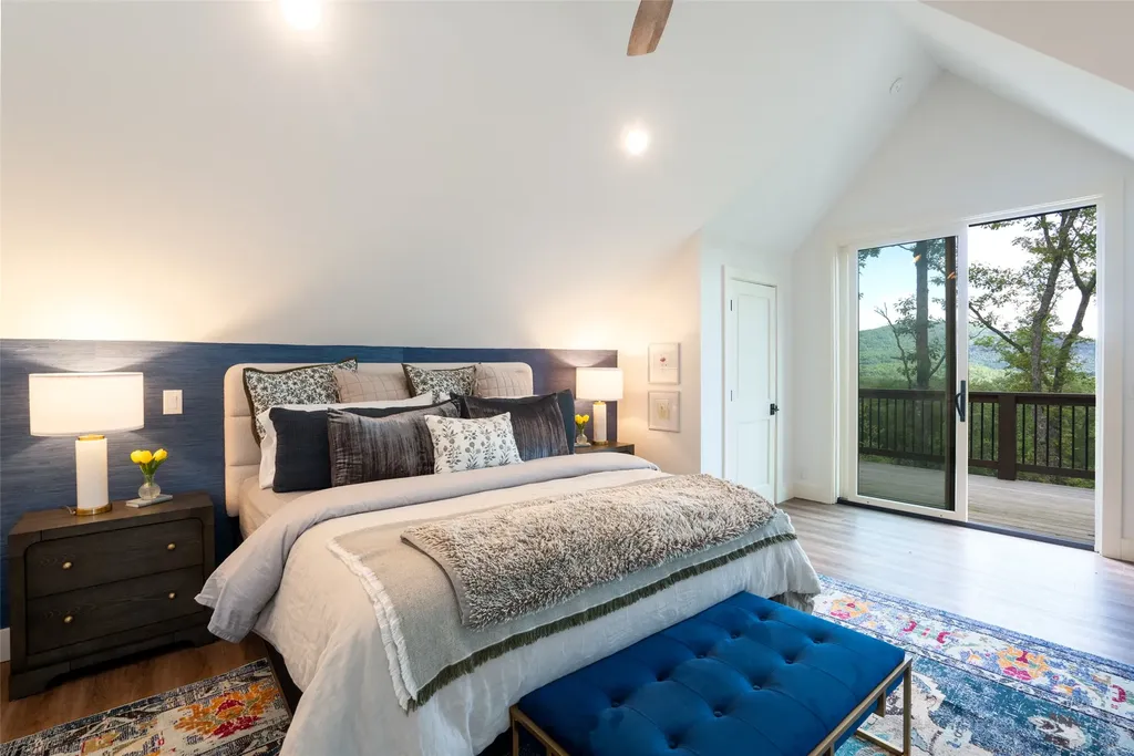 281 High Cliffs Road Cashiers NC 28717