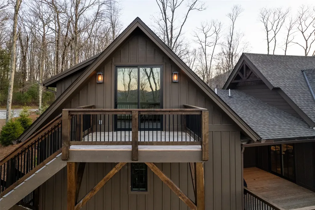 281 High Cliffs Road Cashiers NC 28717