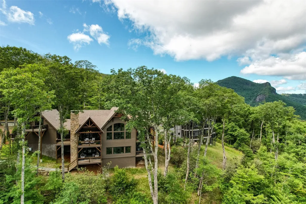 281 High Cliffs Road Cashiers NC 28717