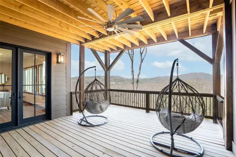 281 High Cliffs Road Cashiers NC 28717