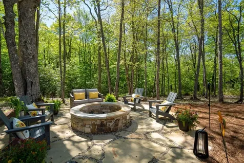 1984 New Settlers Way Glenville NC 28736