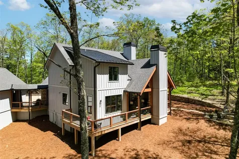 1984 New Settlers Way Glenville NC 28736