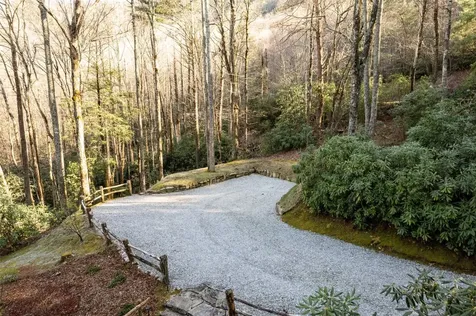 53 Rockytop Drive Cashiers NC 28717