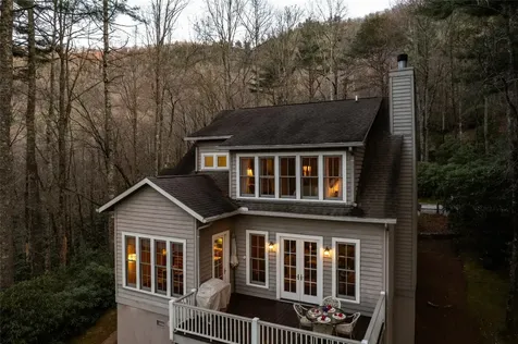 53 Rockytop Drive Cashiers NC 28717