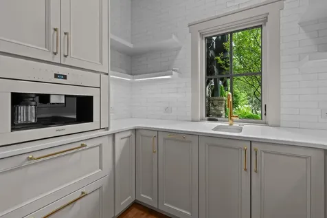 1337 Burl Lane Cashiers NC 28717