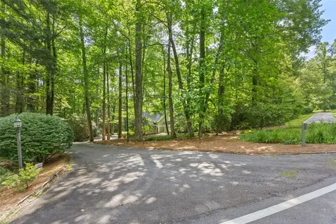 170 Mossy Rock Road Sapphire NC 28774