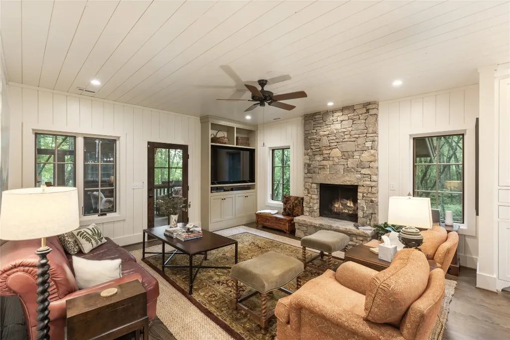 68 Firesong Lane Glenville NC 28736