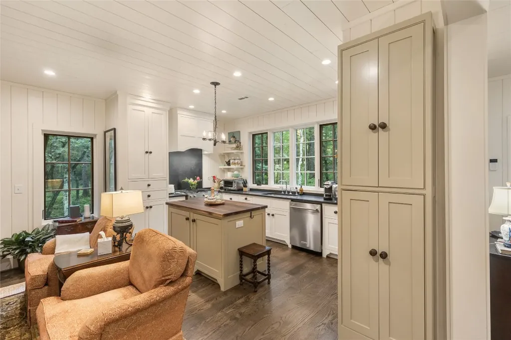 68 Firesong Lane Glenville NC 28736