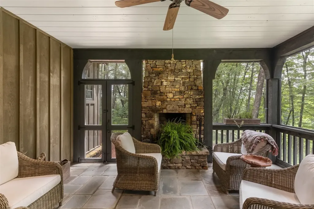 68 Firesong Lane Glenville NC 28736