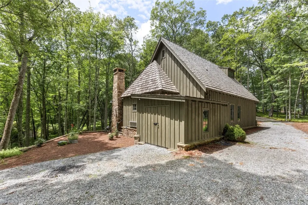 68 Firesong Lane Glenville NC 28736