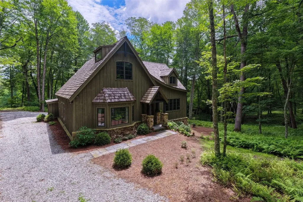 68 Firesong Lane Glenville NC 28736