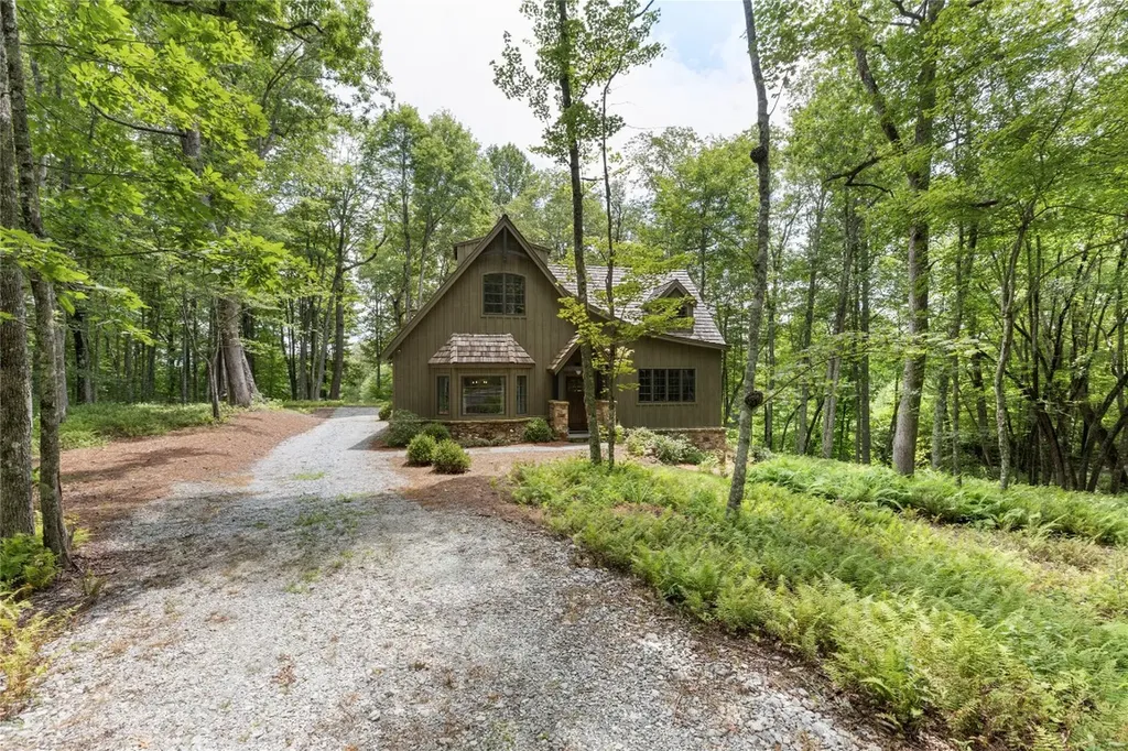 68 Firesong Lane Glenville NC 28736