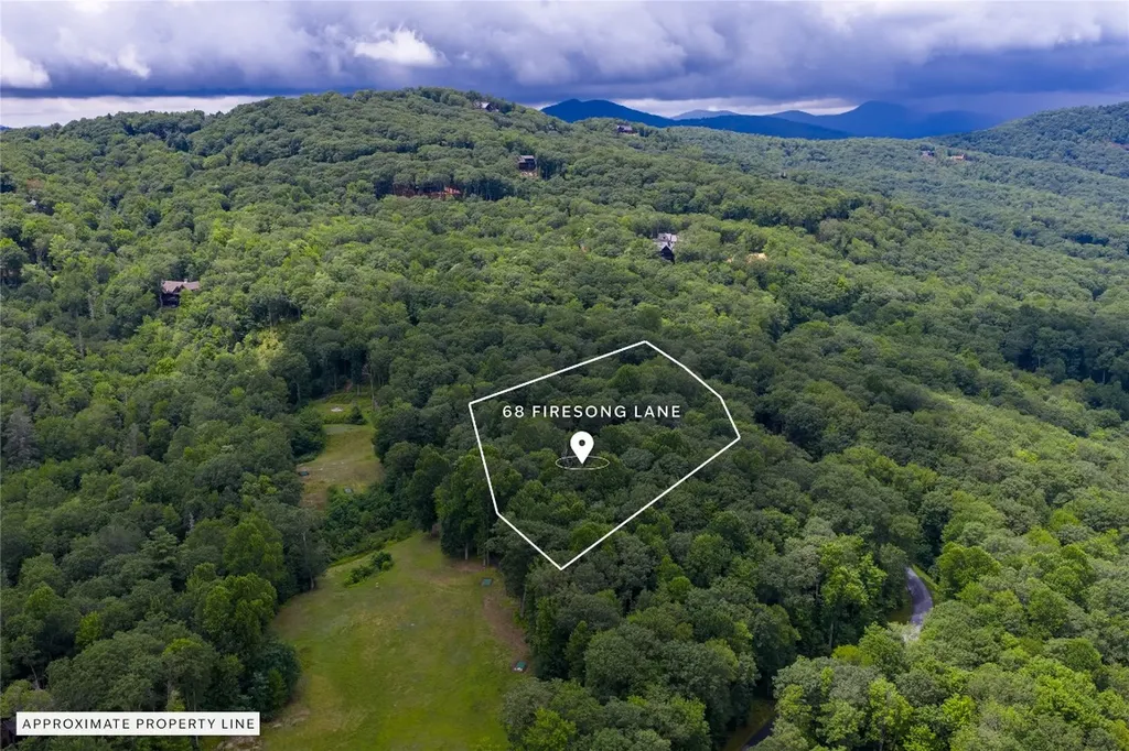 68 Firesong Lane Glenville NC 28736