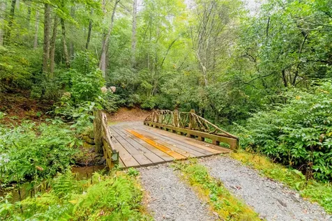 68 Firesong Lane Glenville NC 28736