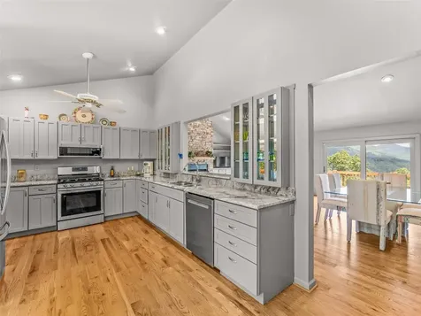 60 Lakeside Trail Lake Toxaway NC 28747