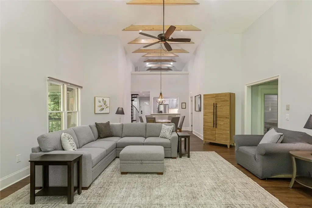 19 Whiteside Mountain Road Highlands NC 28741