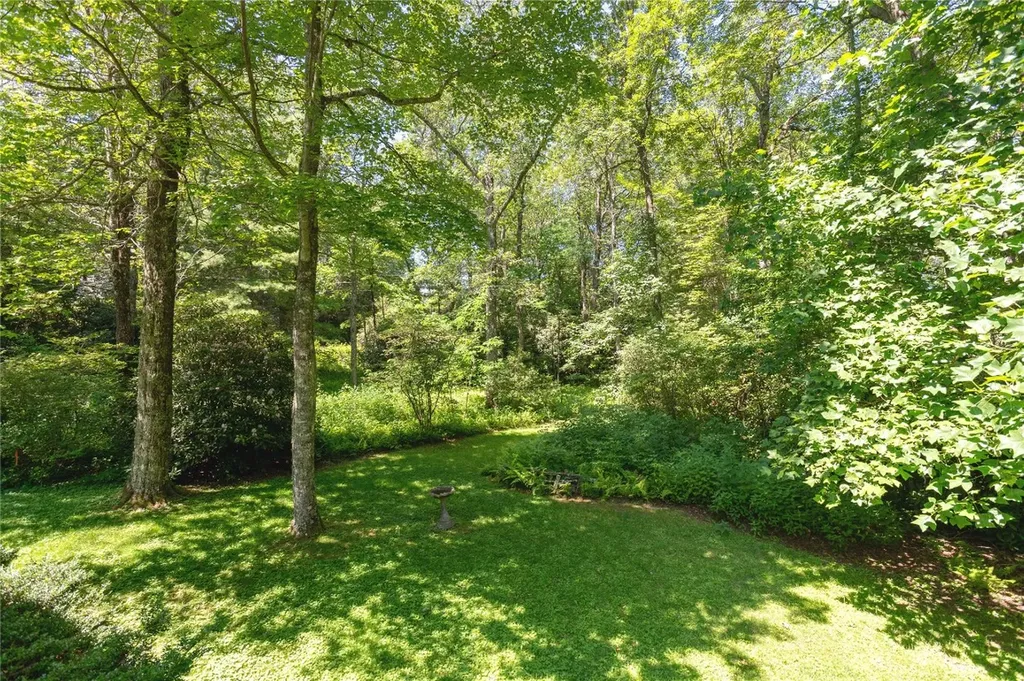 19 Whiteside Mountain Road Highlands NC 28741