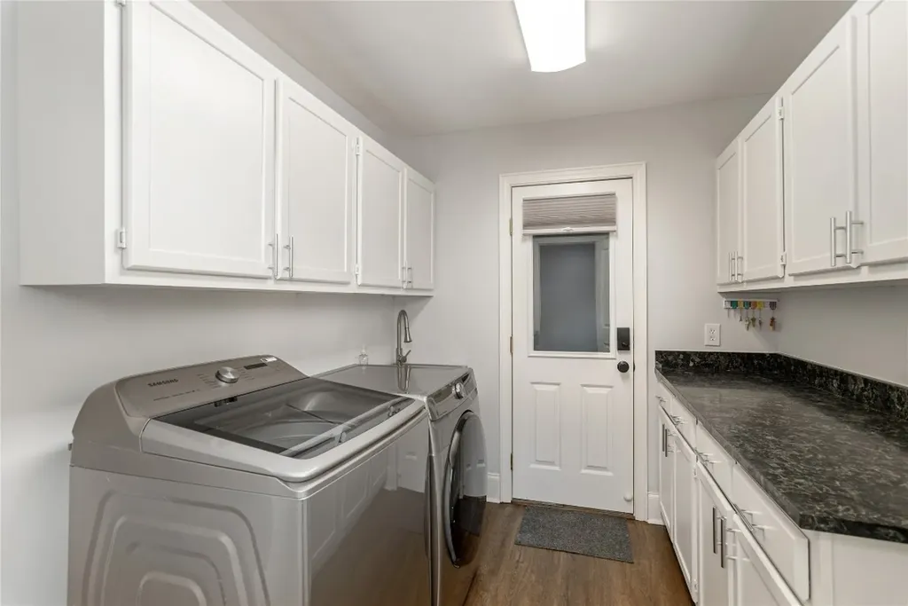 19 Whiteside Mountain Road Highlands NC 28741