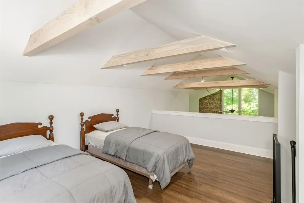 19 Whiteside Mountain Road Highlands NC 28741