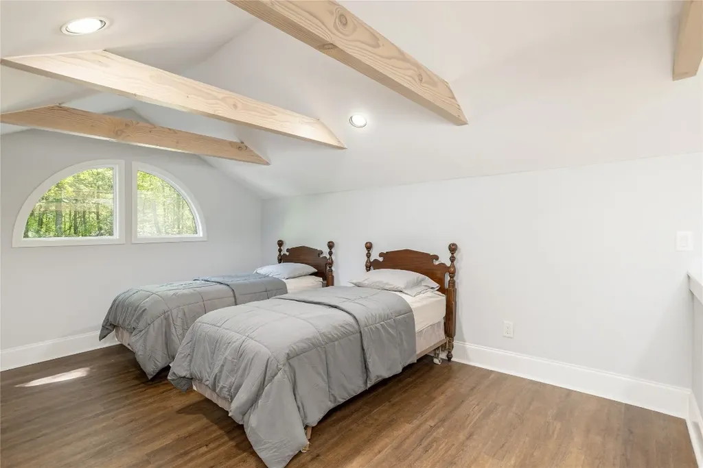 19 Whiteside Mountain Road Highlands NC 28741