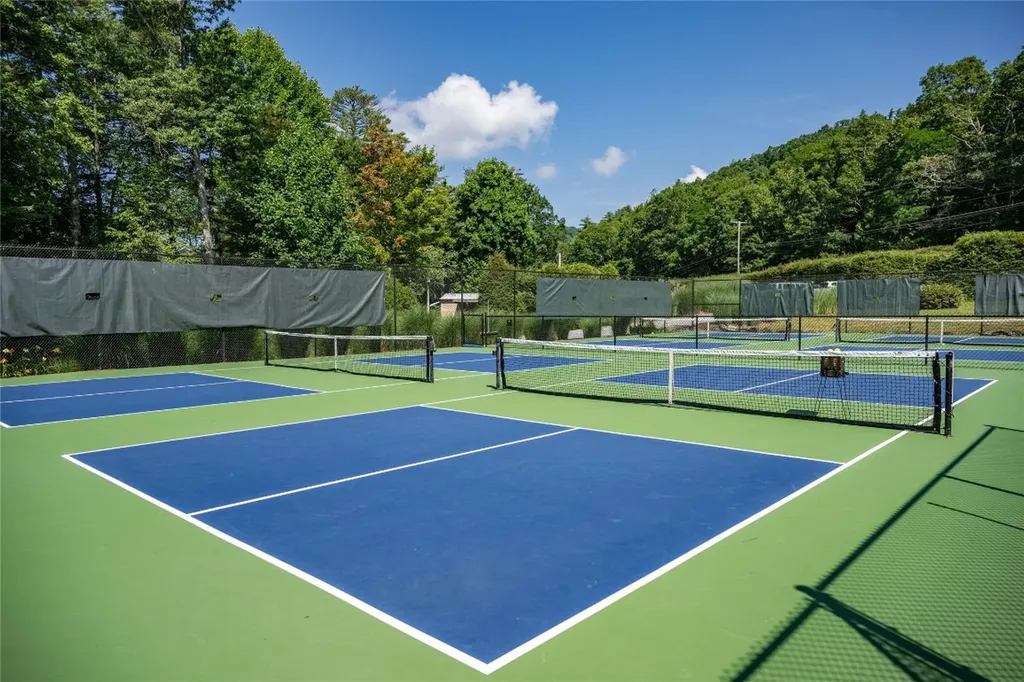 19 Whiteside Mountain Road Highlands NC 28741