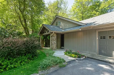 19 Whiteside Mountain Road Highlands NC 28741