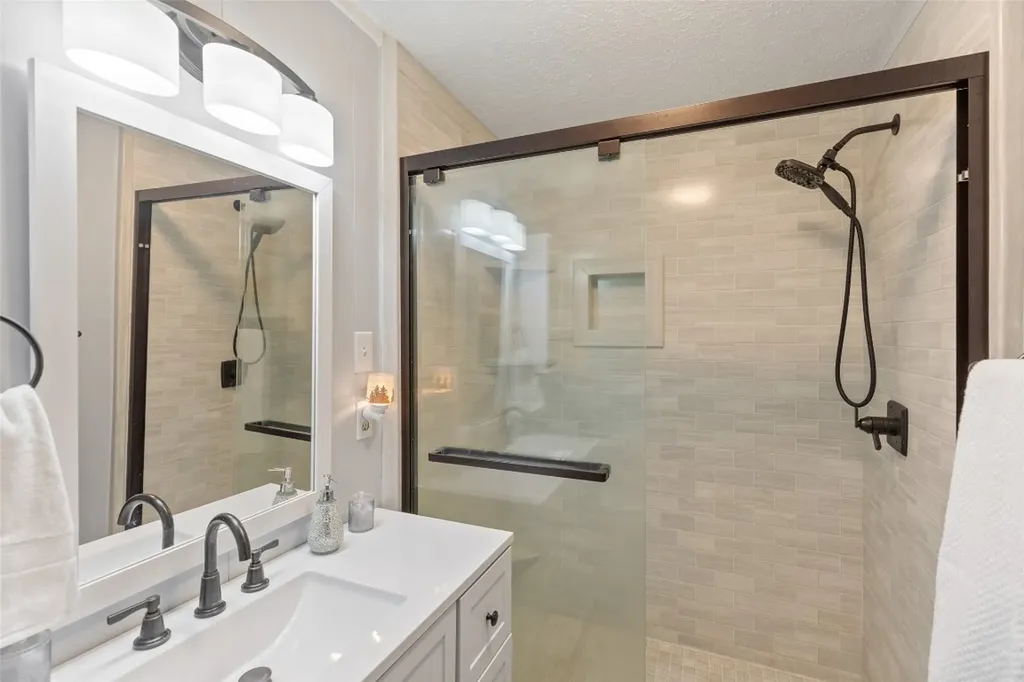 4854 Pine Creek Road Cullowhee NC 28723