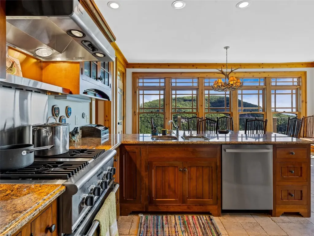 770 Meadow Ridge Drive Lake Toxaway NC 28747