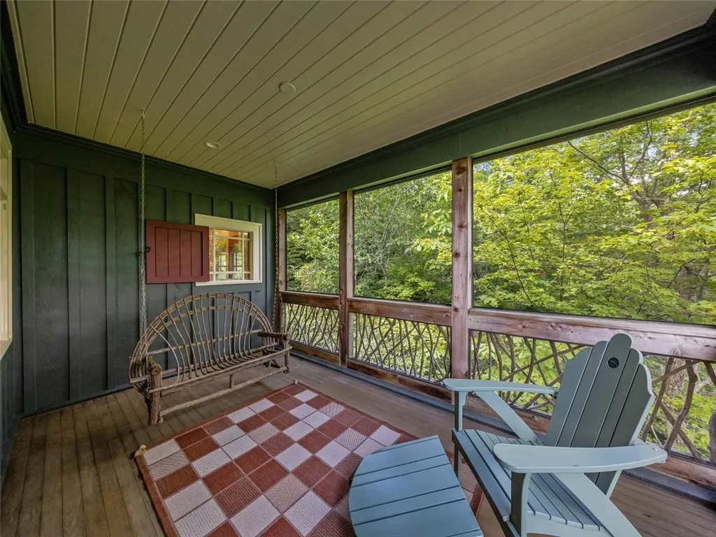 770 Meadow Ridge Drive Lake Toxaway NC 28747