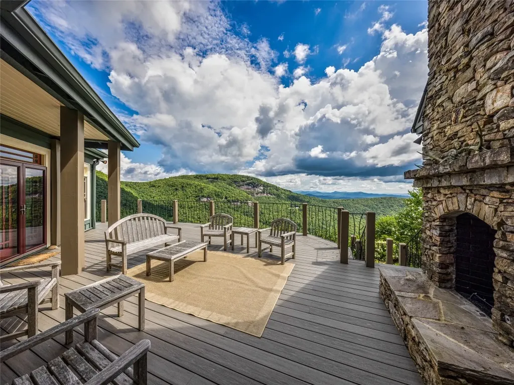 770 Meadow Ridge Drive Lake Toxaway NC 28747