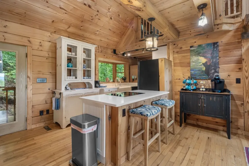 133 Hidden Springs Way Highlands NC 28741