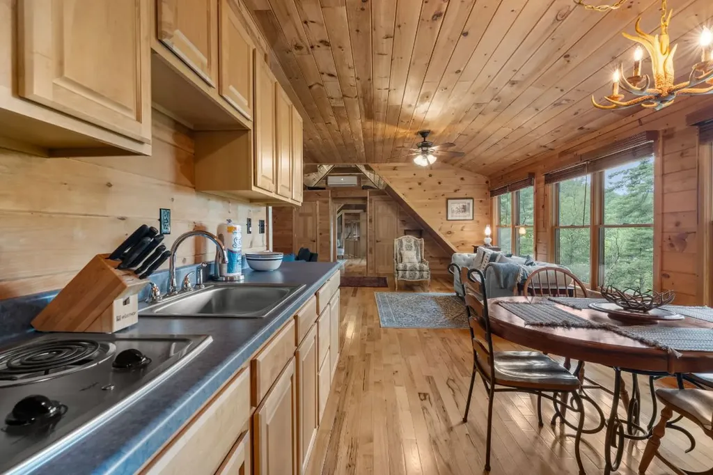 133 Hidden Springs Way Highlands NC 28741