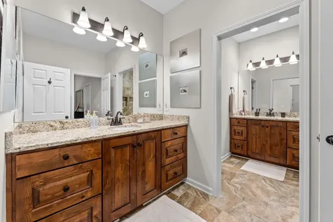 16 Hemlock Way Highlands NC 28741