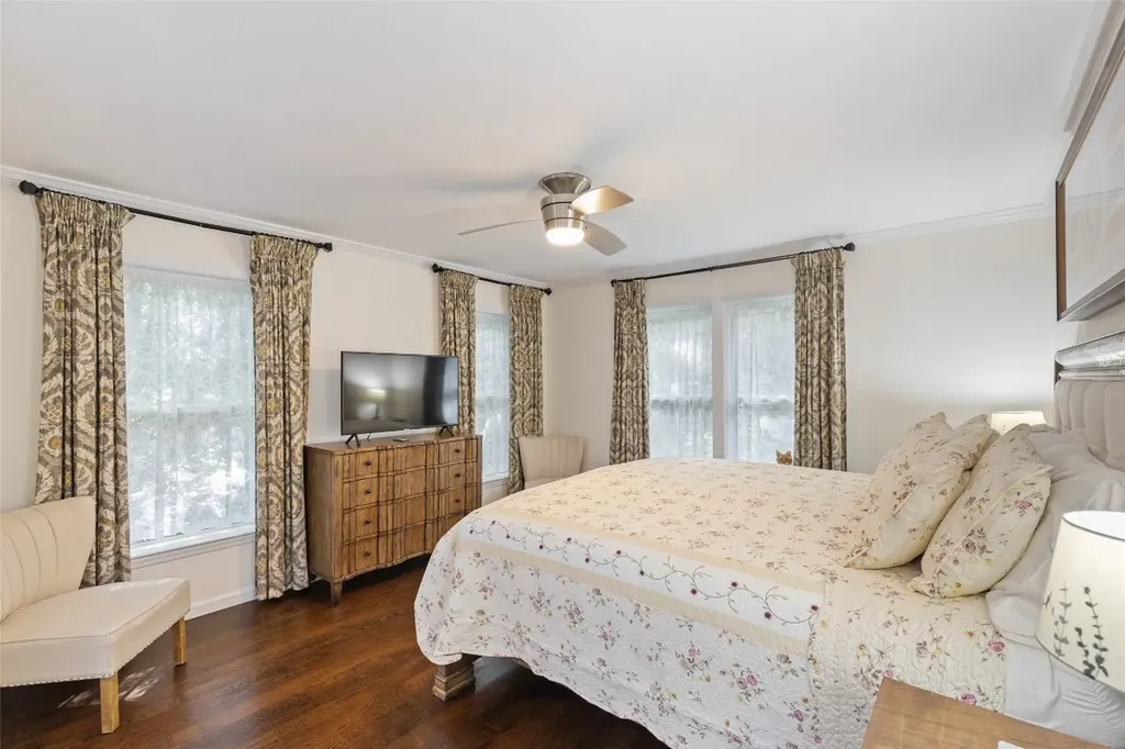 85 Fallen Leaf Lane Highlands NC 28741