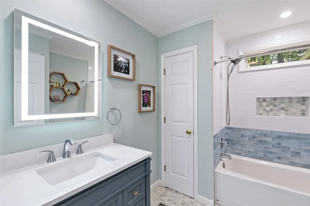 85 Fallen Leaf Lane Highlands NC 28741