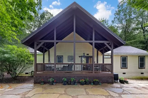 85 Fallen Leaf Lane Highlands NC 28741