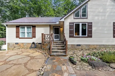 85 Fallen Leaf Lane Highlands NC 28741