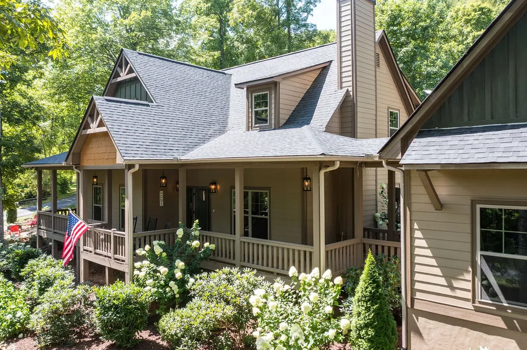 509 Pasture Road Glenville NC 28736