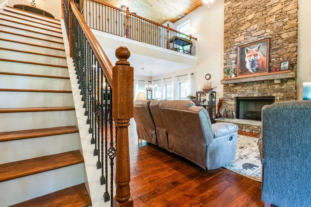 509 Pasture Road Glenville NC 28736