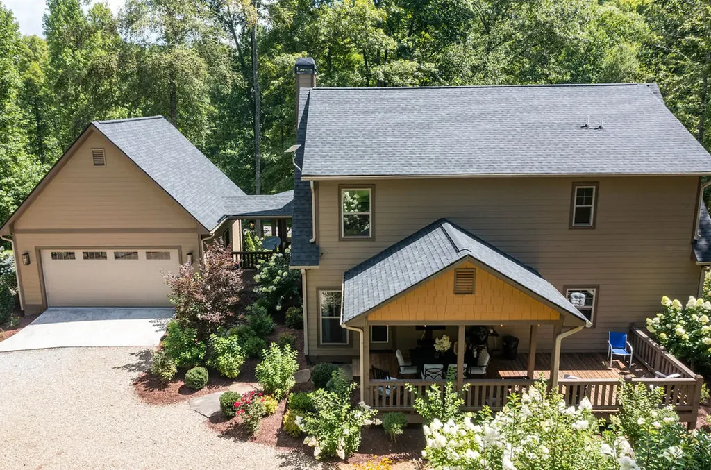 509 Pasture Road Glenville NC 28736